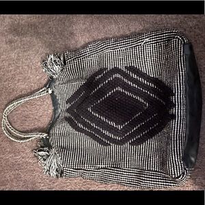 Black and White Aztec Design Beach Bag